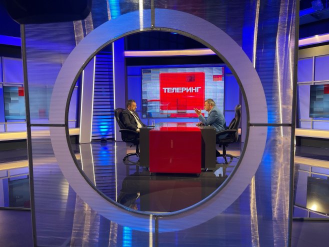 Елмедин Конаковић у Телерингу Елмедин Конаковић у Телерингу - Фото: РТРС