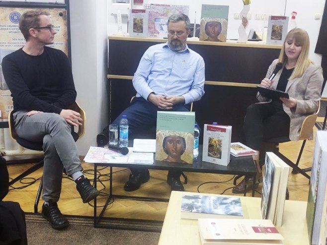 Приједор: Промовисане двије књиге Милорада Савића из Бенковца