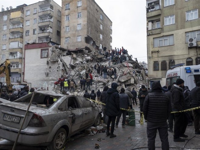 Турска - земљотрес (Фото: EPA/REFIK TEKIN, илустрација) - 