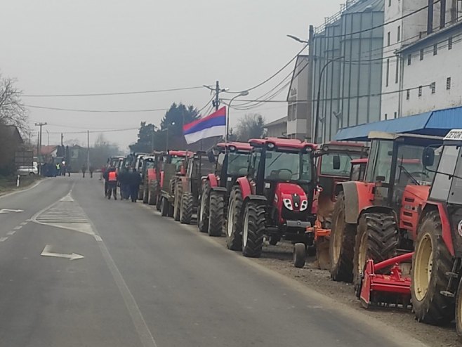 Протест пољопривредника (Фото: РТРС)