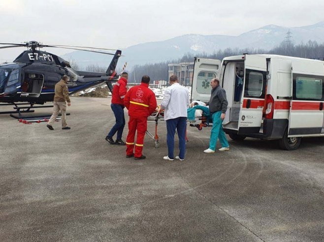 Успјешан ваздушни медицински транспорт пацијенткиње из Зворника у Бањалуку