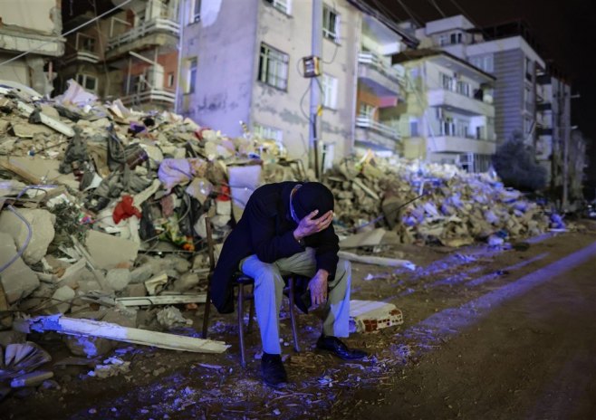 Нови земљотрес у Турској (Фото: EPA/ERDEM SAHIN) - 