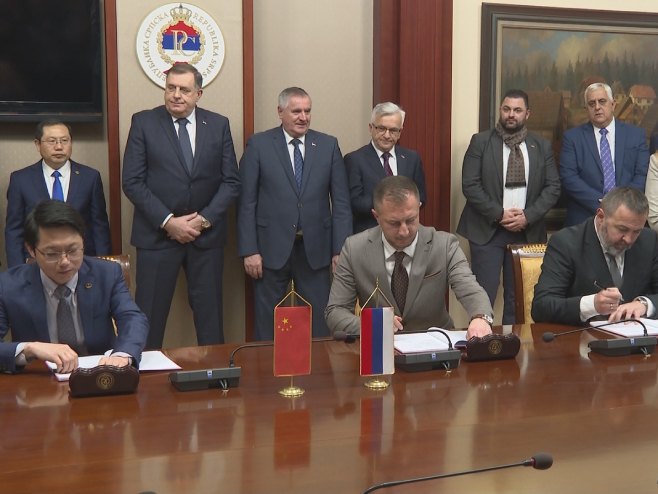 Потписивање Уговора Потписивање Уговора - Фото: РТРС