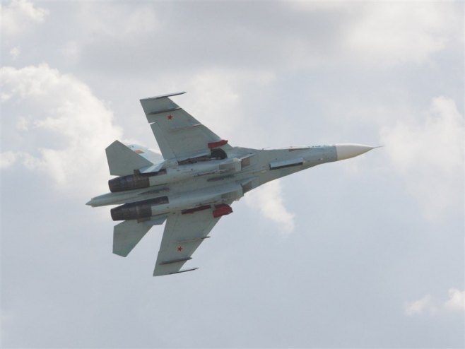Су-27 (Фото: EPA/PIOTR POLAK POLAND OUT) - 