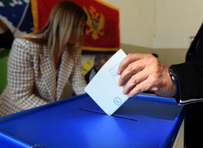Црна Гора-избори (Фото: EPA-EFE/BORIS PEJOVIC, илустрација) - 