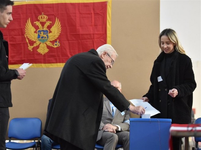 Предсједнички избори у Црној Гори (фото: EPA-EFE / BORIS PEJOVIC) - 