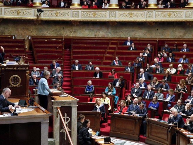 Парламент Француске (Фото: EPA-EFE/TERESA SUAREZ) Парламент Француске (Фото: EPA-EFE/TERESA SUAREZ) -