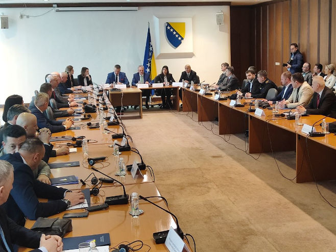 Министарство безбједност - потписивање споразума Министарство безбједност - потписивање споразума - Фото: РТРС