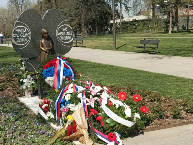 Београд - Споменик дјеци страдалој у Нато бомбардовању Београд - Споменик дјеци страдалој у Нато бомбардовању - Фото: РТРС