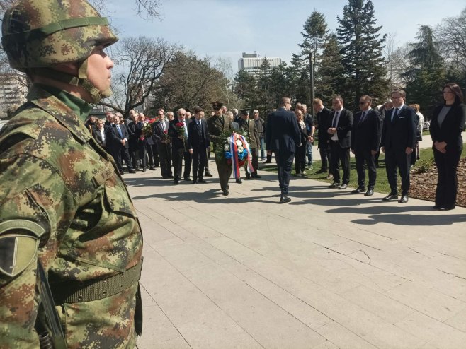 Beograd - polaganje vijenaca (Foto: RTRS)