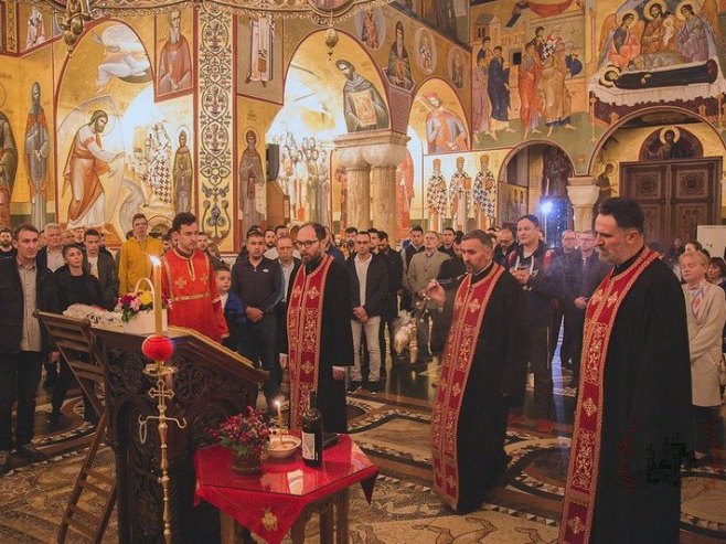 Подгорица - служен молебан у Саборном храму Христовог Васкрсења Подгорица - служен молебан у Саборном храму Христовог Васкрсења - Фото: СРНА