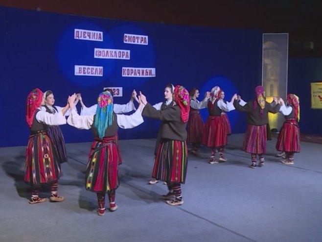 Дјечија смотра фолклора Дјечија смотра фолклора - Фото: РТРС
