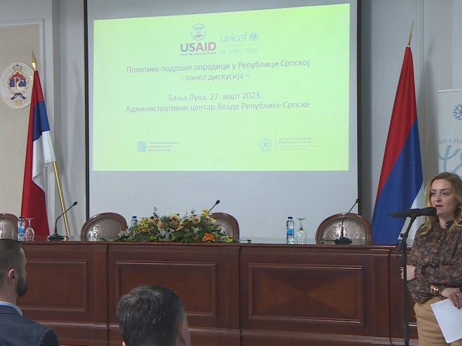 Представљaње резултата истраживања - Друштво психолога Српске уз подршку УНИЦЕФ-а Представљaње резултата истраживања - Друштво психолога Српске уз подршку УНИЦЕФ-а - Фото: РТРС