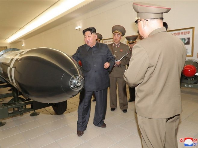 Сјеверна Кореја представила нове, мање нуклеарне бојеве главе