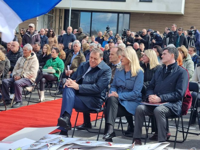 Милорад Додик и Жељка Цвијановић Милорад Додик и Жељка Цвијановић - Фото: РТРС