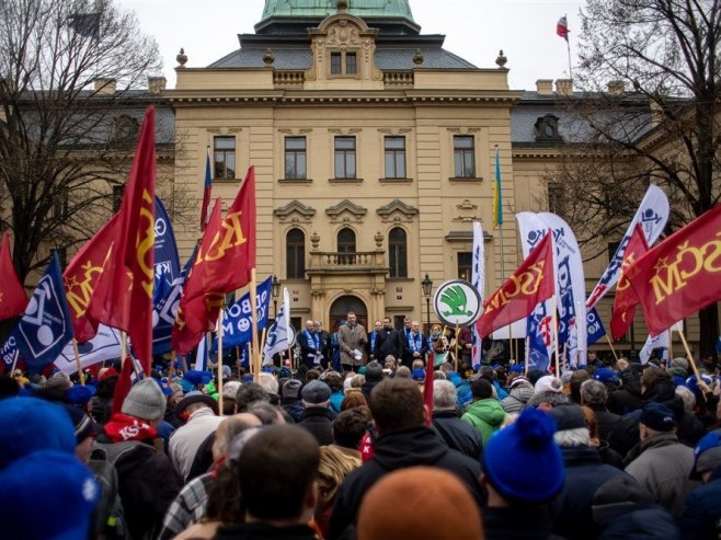 Праг - протести  (Фото:EPA-EFE/MARTIN DIVISEK) - 