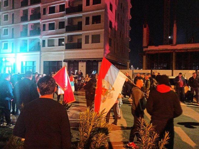 Милатовићеве присталице прослављају изборни резултат Милатовићеве присталице прослављају изборни резултат - Фото: РТРС