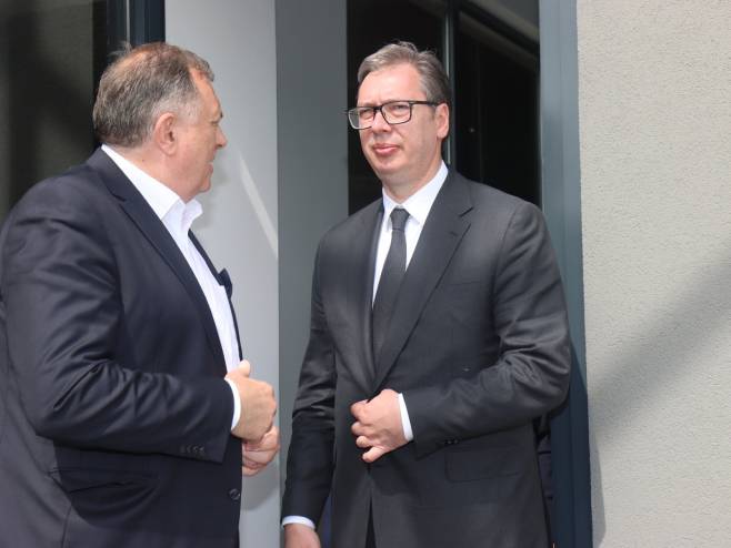 Милорад Додик и Александар Вучић (Фото: twitter.com/miloraddodik) Милорад Додик и Александар Вучић (Фото: twitter.com/miloraddodik) -