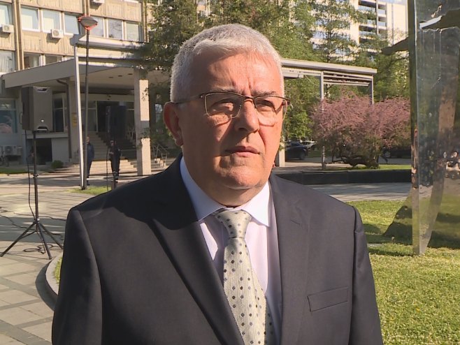Басташић: Непримјерено да студенти организују "Медицинијаду" на Пагу