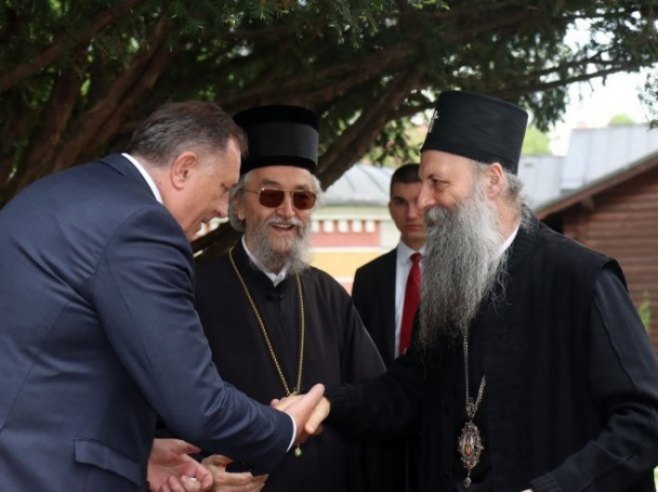 Додик, епископ Јефрем и патријарх Порфирије - Фото: 