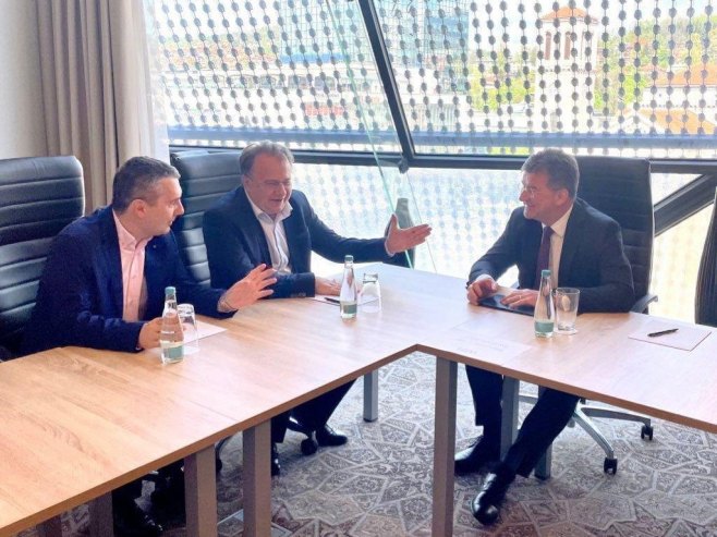 Састанак Никшића и Лајчака - Фото: Уступљена фотографија