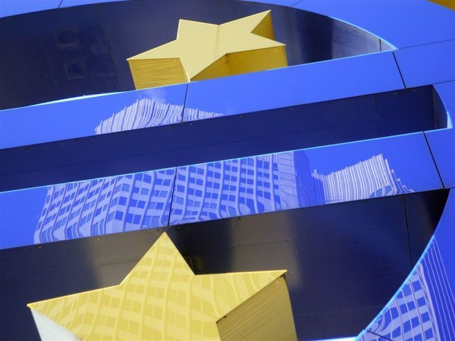 Еврозона (Фото: EPA/MAURITZ ANTIN, илустрација) - 