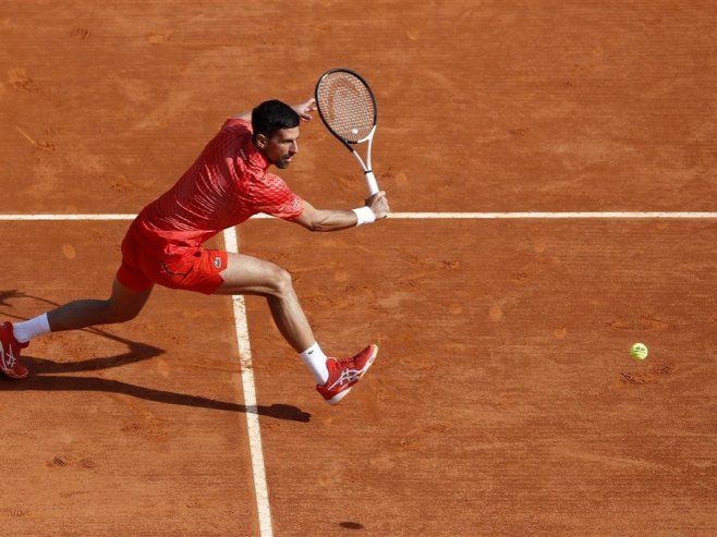 Новак Ђоковић (Фото: EPA-EFE/SEBASTIEN NOGIER, илустрација) - 