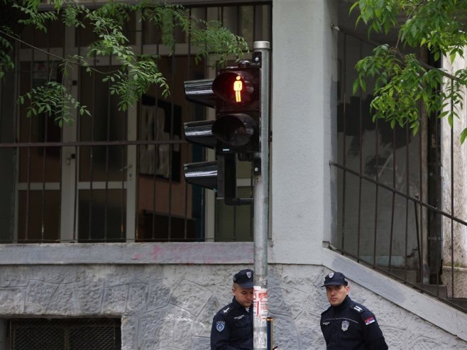 Полиција у Београду (Фото: EPA-EFE/ANDREJ CUKIC) - 