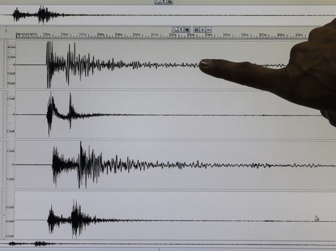 Земљотрес (Фото: EPA/ROLEX DELA PENA) - 