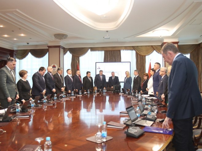 Сједница Владе Српске почела минутом ћутања - Фото: predsjednikrs.rs/Borislav Zdrinja