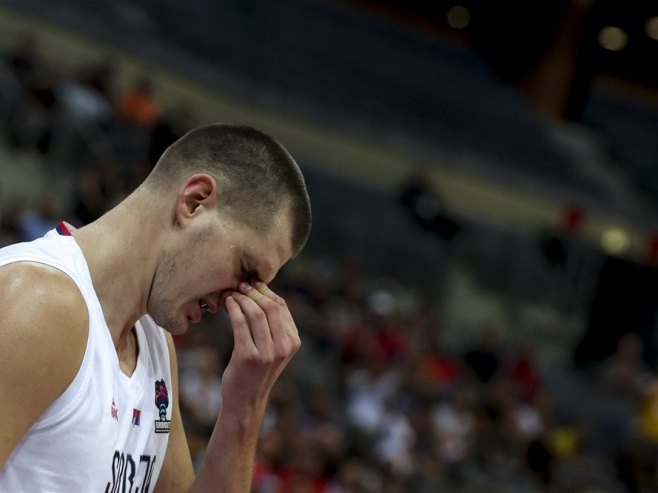 Никола Јокић (Фото: EPA-EFE/MARTIN DIVISEK) - 