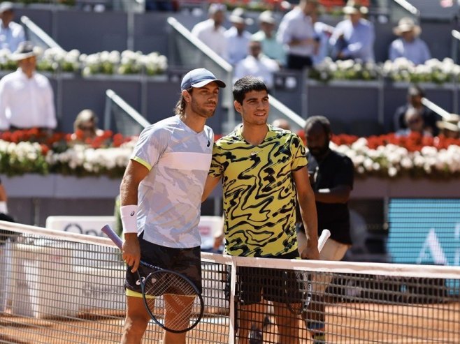 Борна Ћорић и Карлос Алкараз (Фото: EPA-EFE/Rodrigo Jimenez) - 