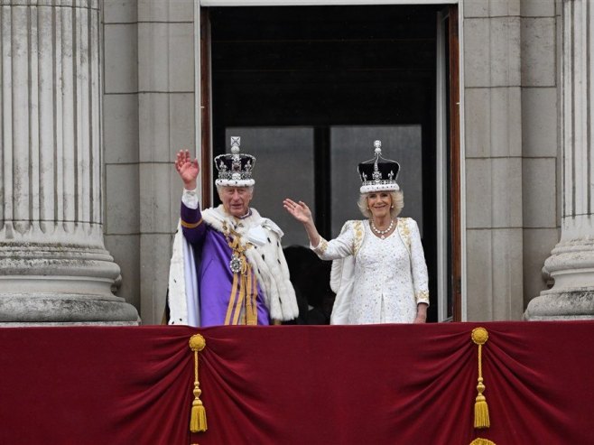 Краљ Чарлс и краљица Камила (Фото: EPA-EFE/Neil Hall) - 