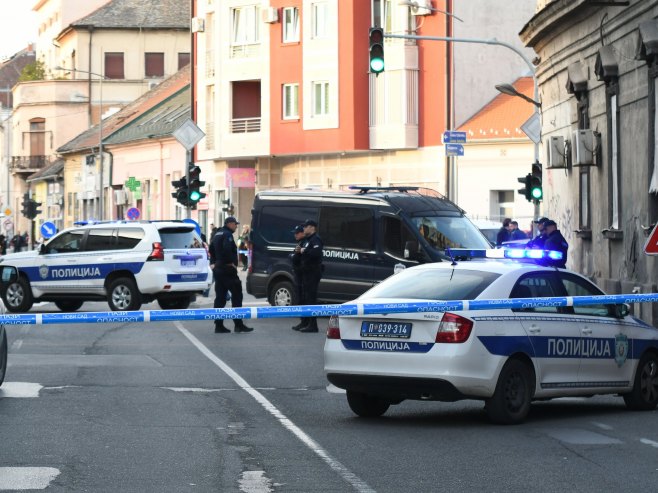 У више школа на Новом Београду дојаве о бомбама