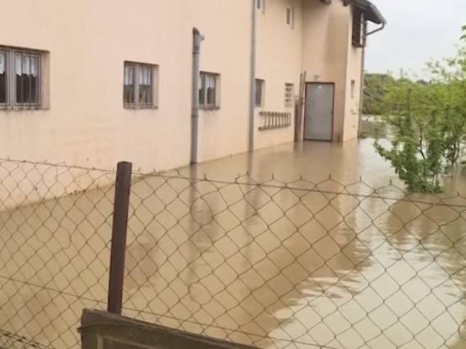 Поплаве-илустрација Поплаве-илустрација - Фото: РТРС