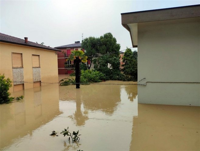 Поплаве у Италији (Фото: EPA-EFE/TOMMASO ROMANIN) 