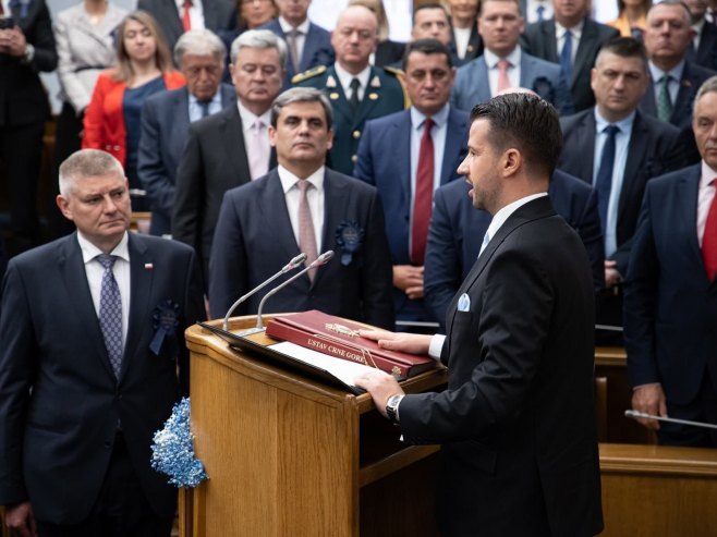Милатовић положио заклетву (Фото: Танјуг/Скупштина Црне Горе) - 