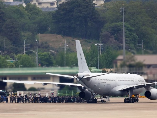 Авион (Фото: EPA-EFE/YONHAP SOUTH KOREA OUT/илустрација) - 