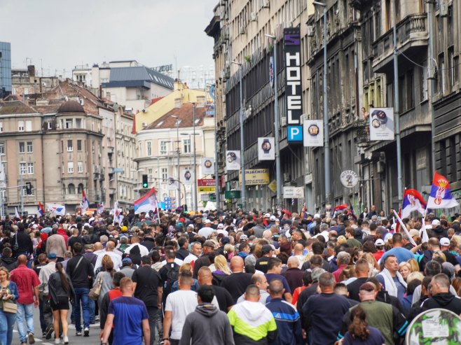 Београд скуп "Србија наде" (Фото: TANJUG/ VLADIMIR ŠPORČIĆ) 