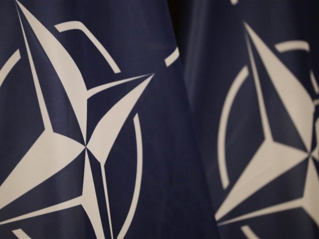 НАТО заставе (Фото: EPA-EFE/TOMS KALNINS) - 