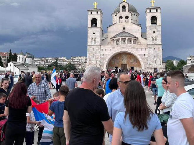 Подгорица: Скуп подршке српском народу на Космету - Фото: СРНА