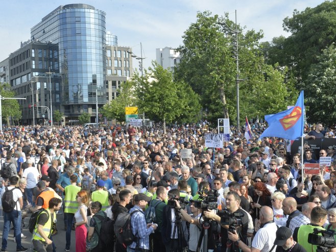 "Србија против насиља" (Фото: TANJUG/RADE PRELIĆ) "Србија против насиља" (Фото: TANJUG/RADE PRELIĆ) -