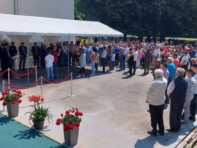 Otkrivena spomen bista komandanta Save Božića (Foto: RTRS)