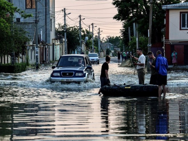 Нова Каховка (Фото:  EPA-EFE/IVAN ANTYPENKO) - 