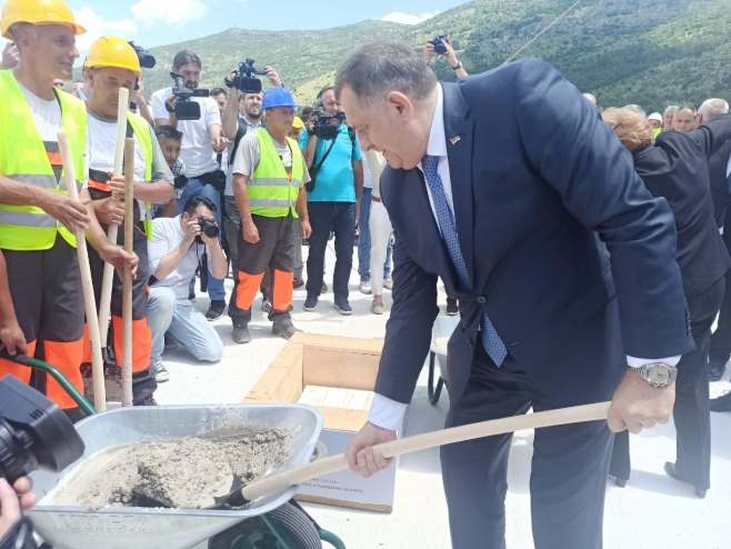 Polaganje kamena temeljca (Foto: RTRS)