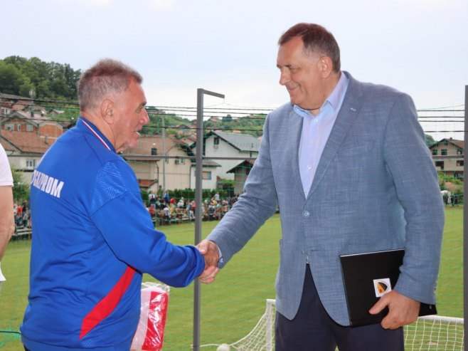 70 godina FK Lauš (Foto:predsjednikrs.net / Dona Katušić) 