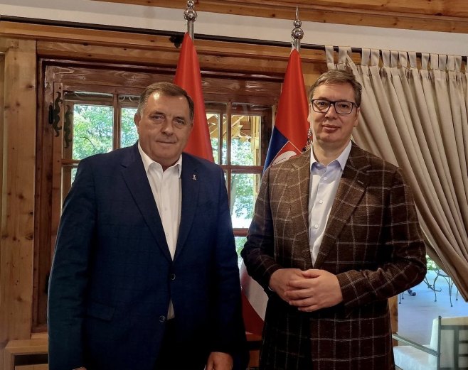 Милорад Додик и Александар Вучић (Фото: instagram/buducnostsrbijeav) Милорад Додик и Александар Вучић (Фото: instagram/buducnostsrbijeav) -