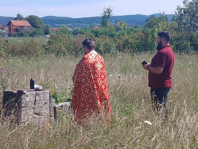 У Гаравицама одржан је парастос жртвама усташког терора у Другом свјетским рату У Гаравицама одржан је парастос жртвама усташког терора у Другом свјетским рату - Фото: РТРС