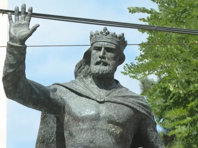 Споменик Твртку Котроманићу - Фото: РТРС