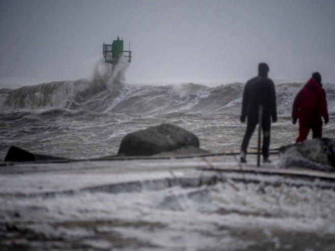 Бура (Фото: EPA-EFE/MORTEN STRICKER DENMARK OUT/илустрација) - 